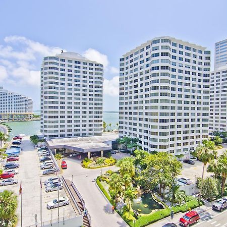 Four Ambassadors Apartments Miami Exterior photo